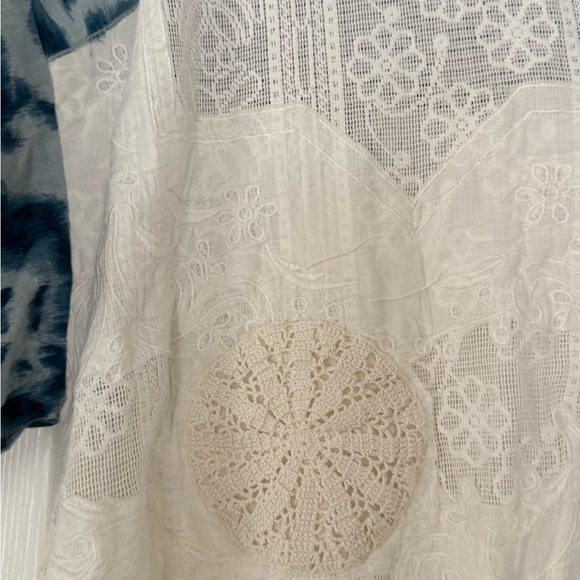 Pilcro by Anthropologie Patchwork Cabana Shirt Size Large Blue White Button Down - Picture 5 of 8